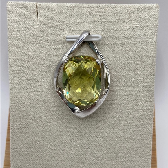 Faceted Lemon Quartz Sterling Silver Pendant: Yellow Stone  Sterling Silver 925 Lemon Lime Limon Quartz Pendant Checkerboard Cut